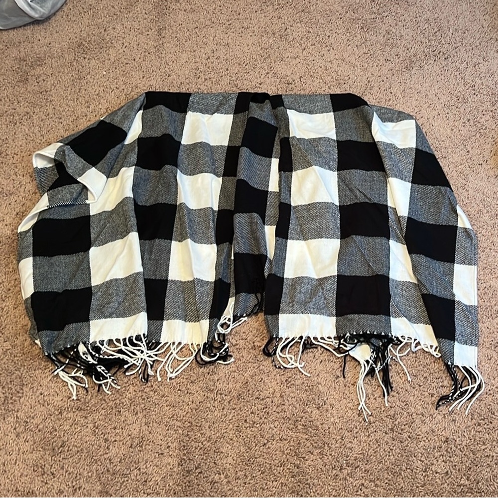 Pink Lily Poncho - Picture 2 of 3